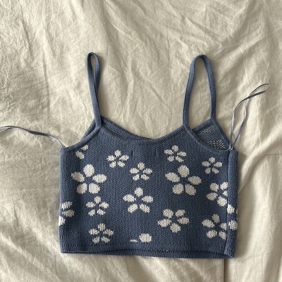 Sweater knit crop top - Picture 2 of 4